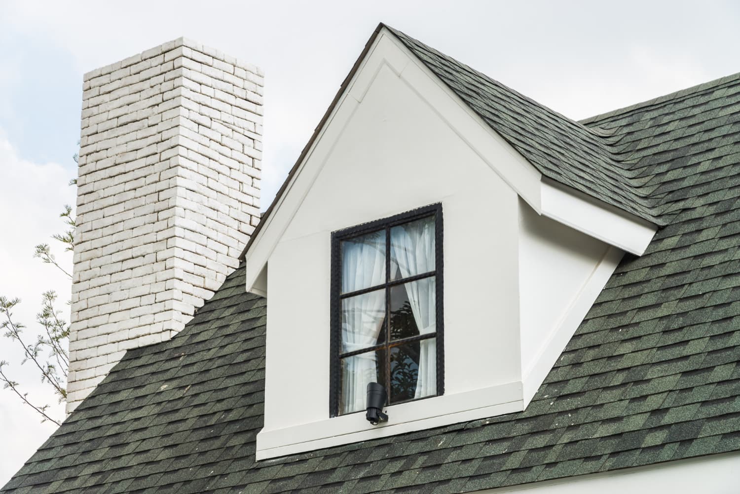 What is a Square in Roofing? The Basics of Roofing Measurements